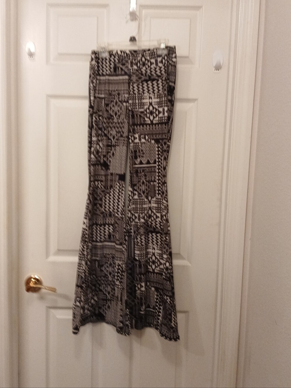 Hot Kiss Flare Black White Geometric Print Leggings Women's Size S Stretch Pant